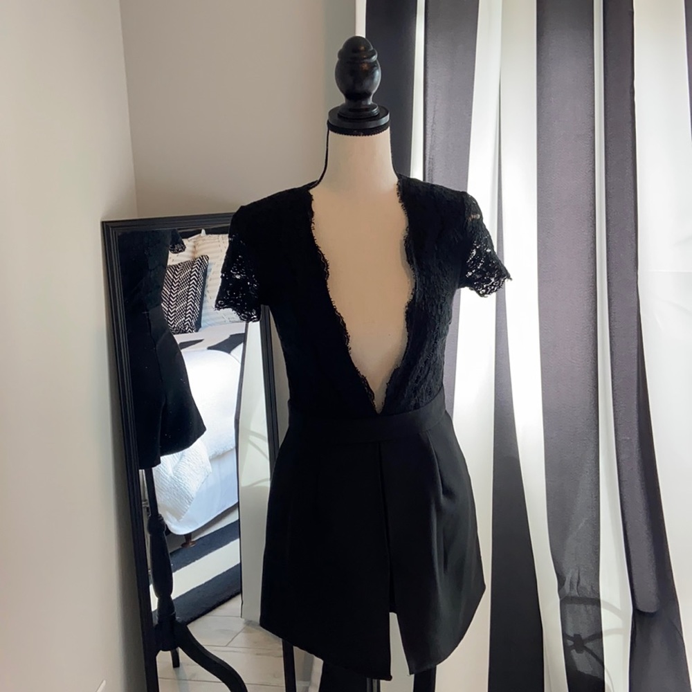 Flirty Black Plunge Lace Romper - Size 6
